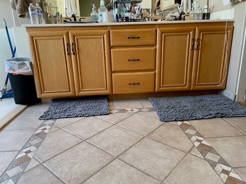 1990s-style-cabinet-before